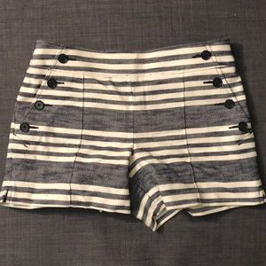 Cream & dark navy striped shorts. Size 0p